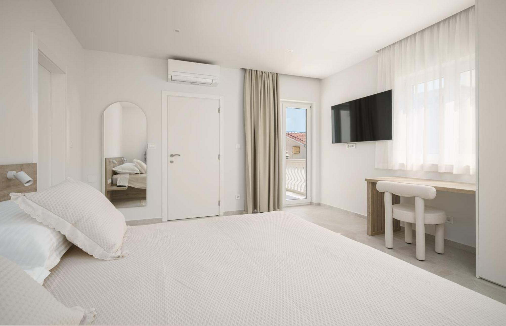 Villa Bianca Vodice Exterior photo
